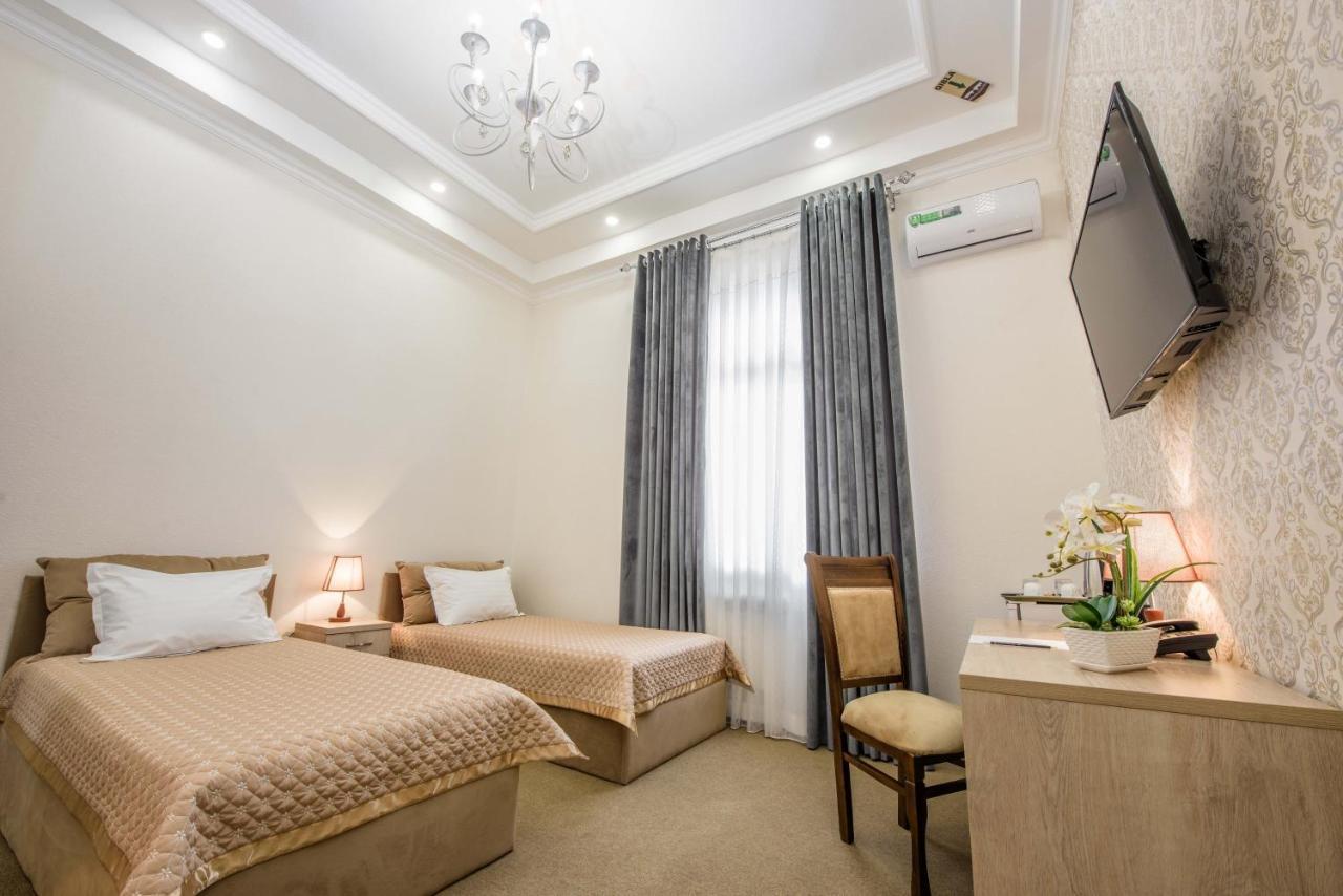 Huzur Hotel Tashkent Bagian luar foto