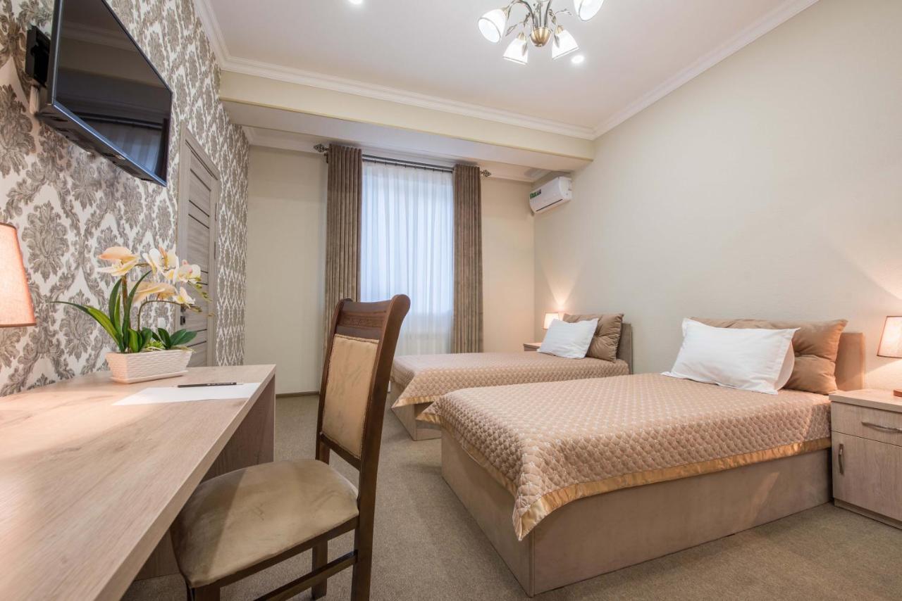 Huzur Hotel Tashkent Bagian luar foto