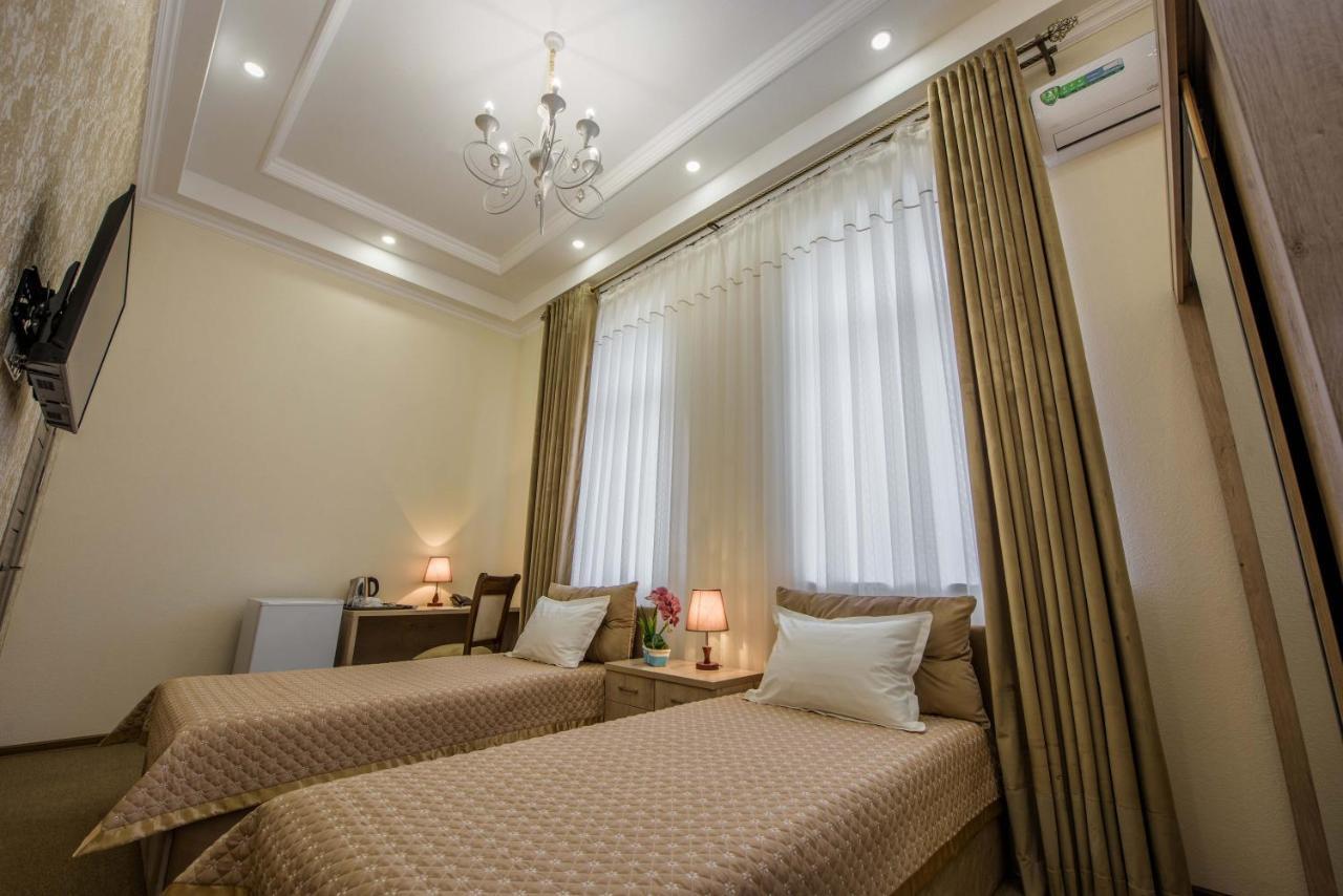 Huzur Hotel Tashkent Bagian luar foto