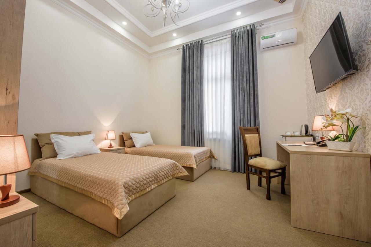 Huzur Hotel Tashkent Bagian luar foto