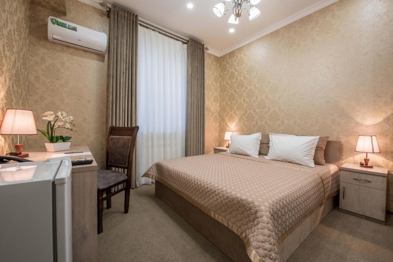 Huzur Hotel Tashkent Bagian luar foto