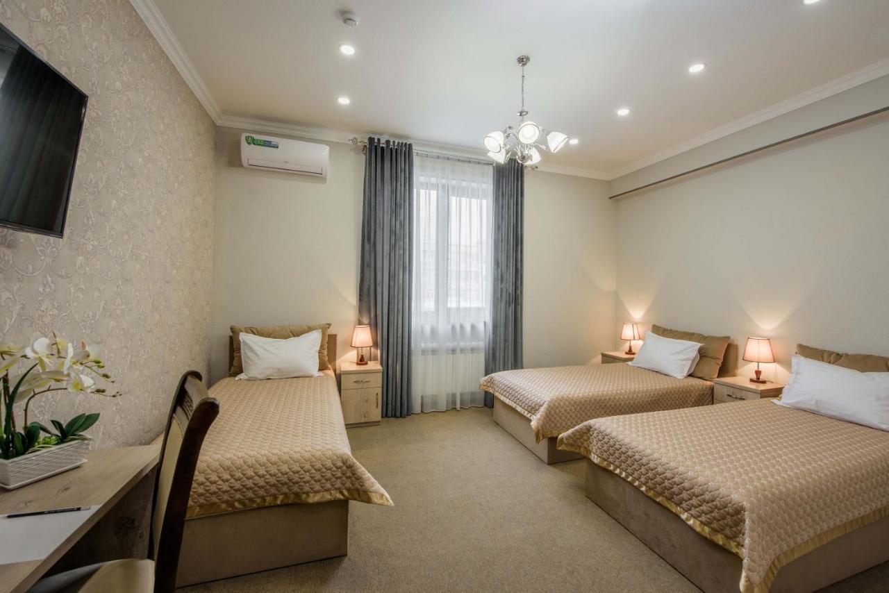Huzur Hotel Tashkent Bagian luar foto