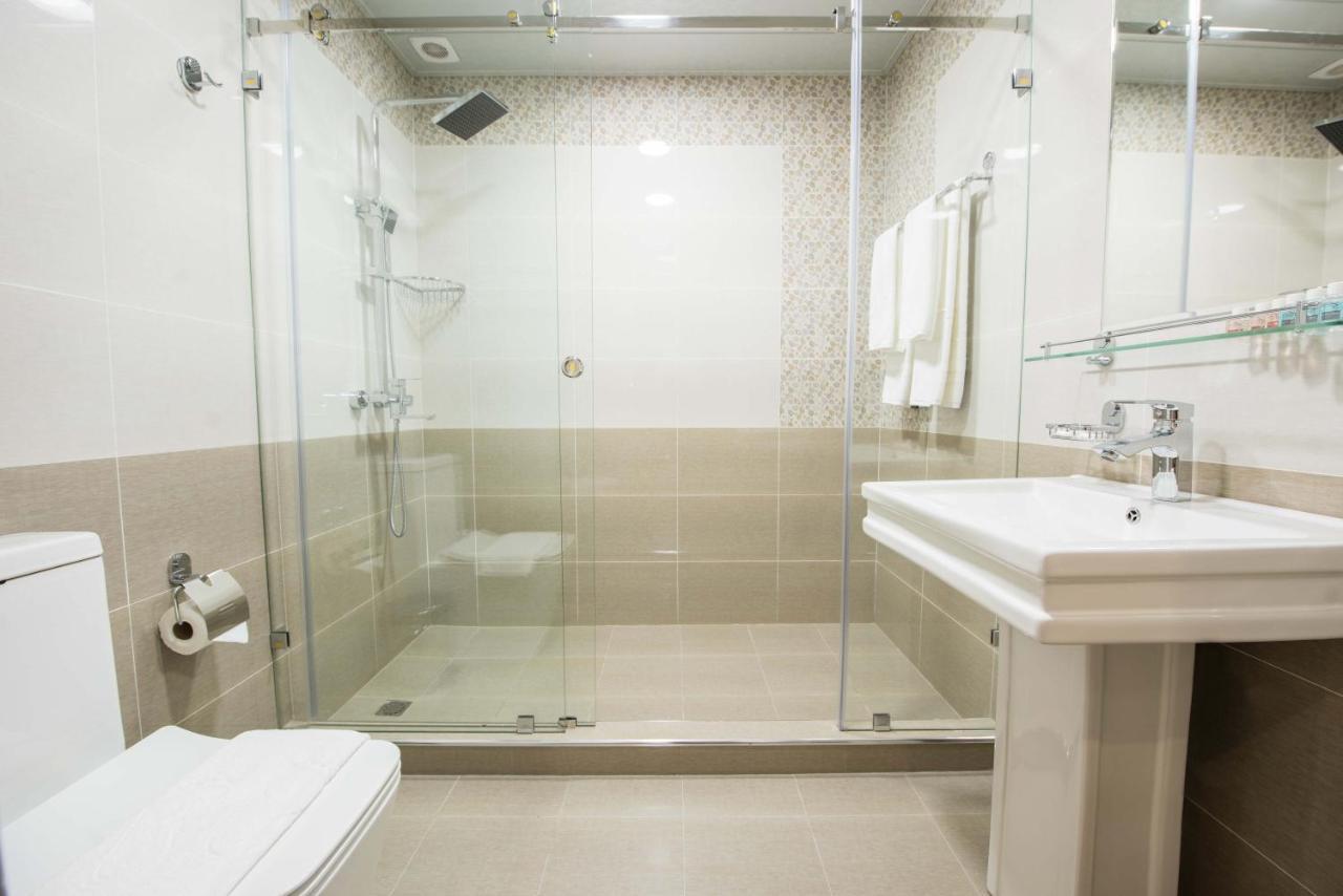 Huzur Hotel Tashkent Bagian luar foto