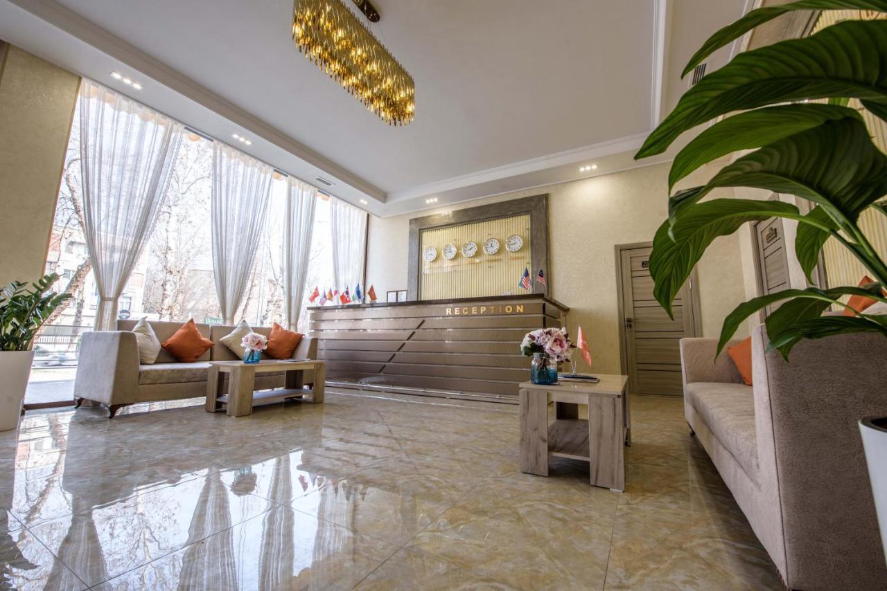 Huzur Hotel Tashkent Bagian luar foto