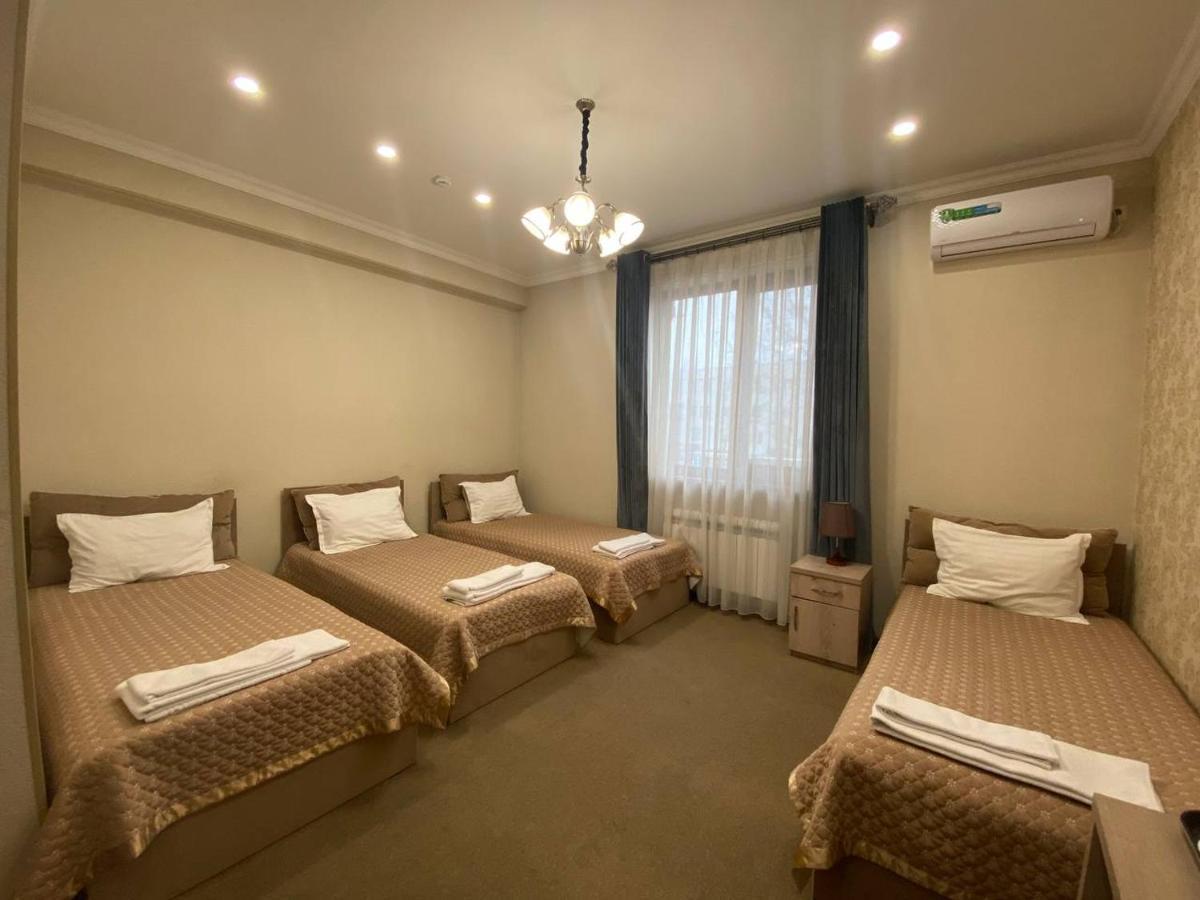Huzur Hotel Tashkent Bagian luar foto