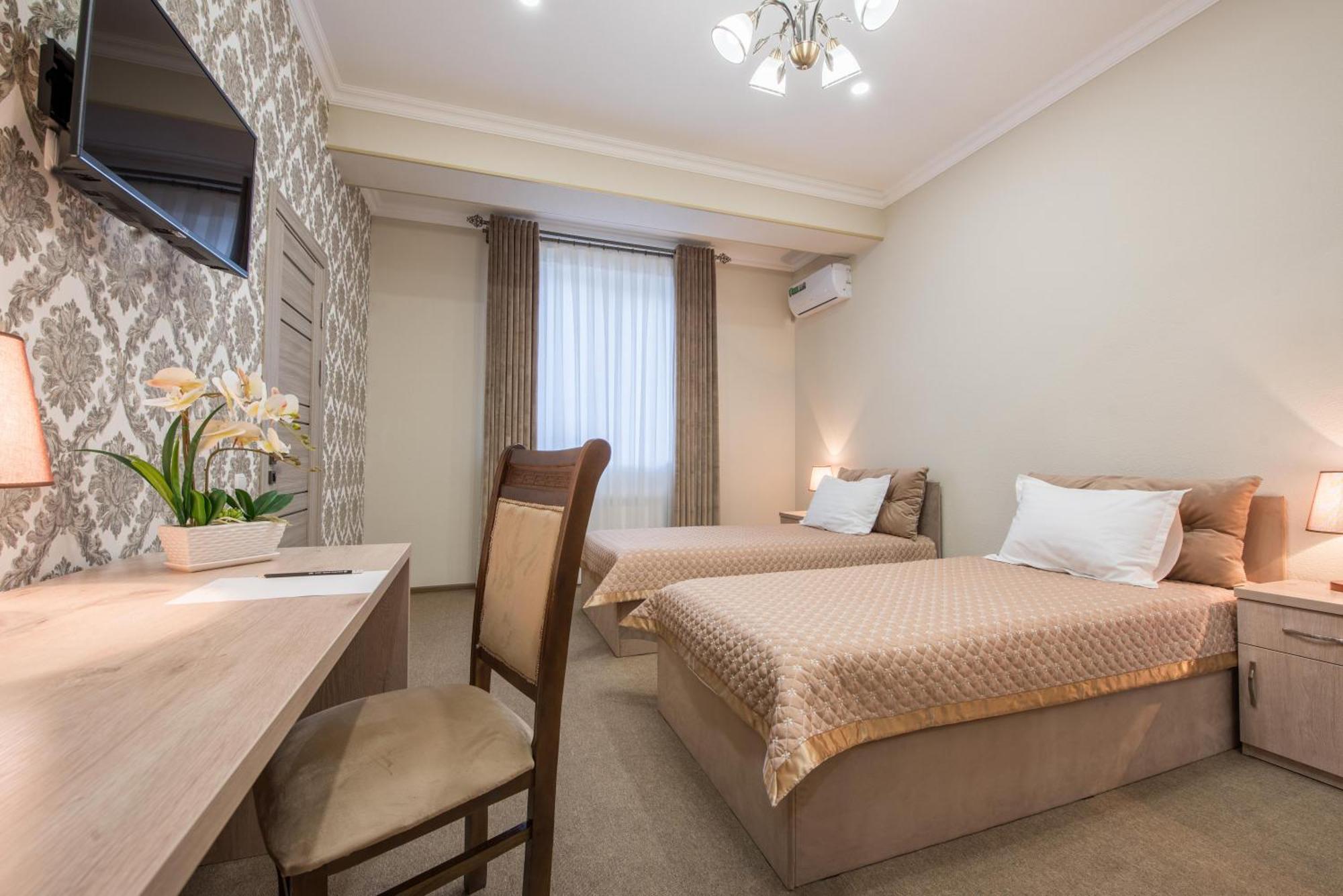 Huzur Hotel Tashkent Bagian luar foto